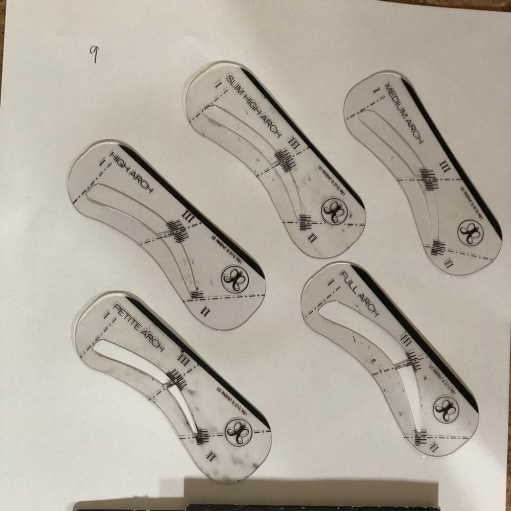 Anastasia brow stencils